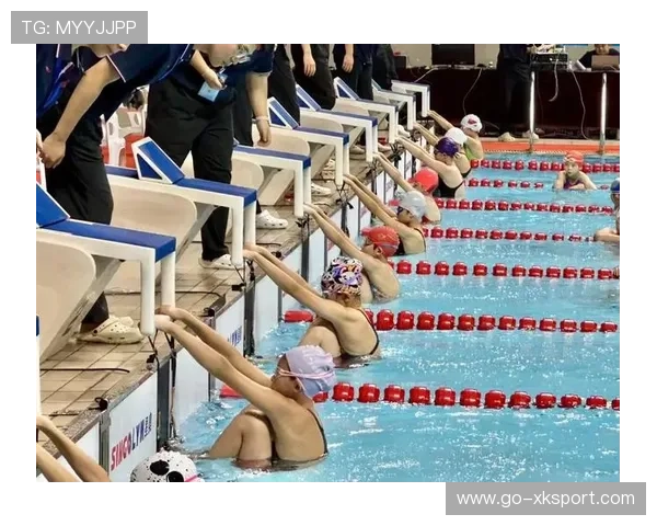 世界青少年游泳锦标赛：中国又拿第一